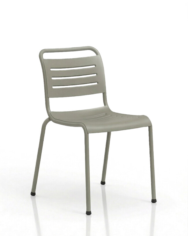 Re-al 1 - Re-al - Jun Yasumoto - Sillas - Colos - 3
